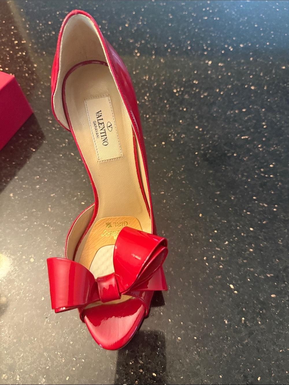 Valentino Garavani Red Patent Bow Peep-Toe Pump - Glossy Red